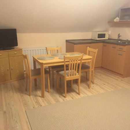 Anonim Apartman Villany Bagian luar foto